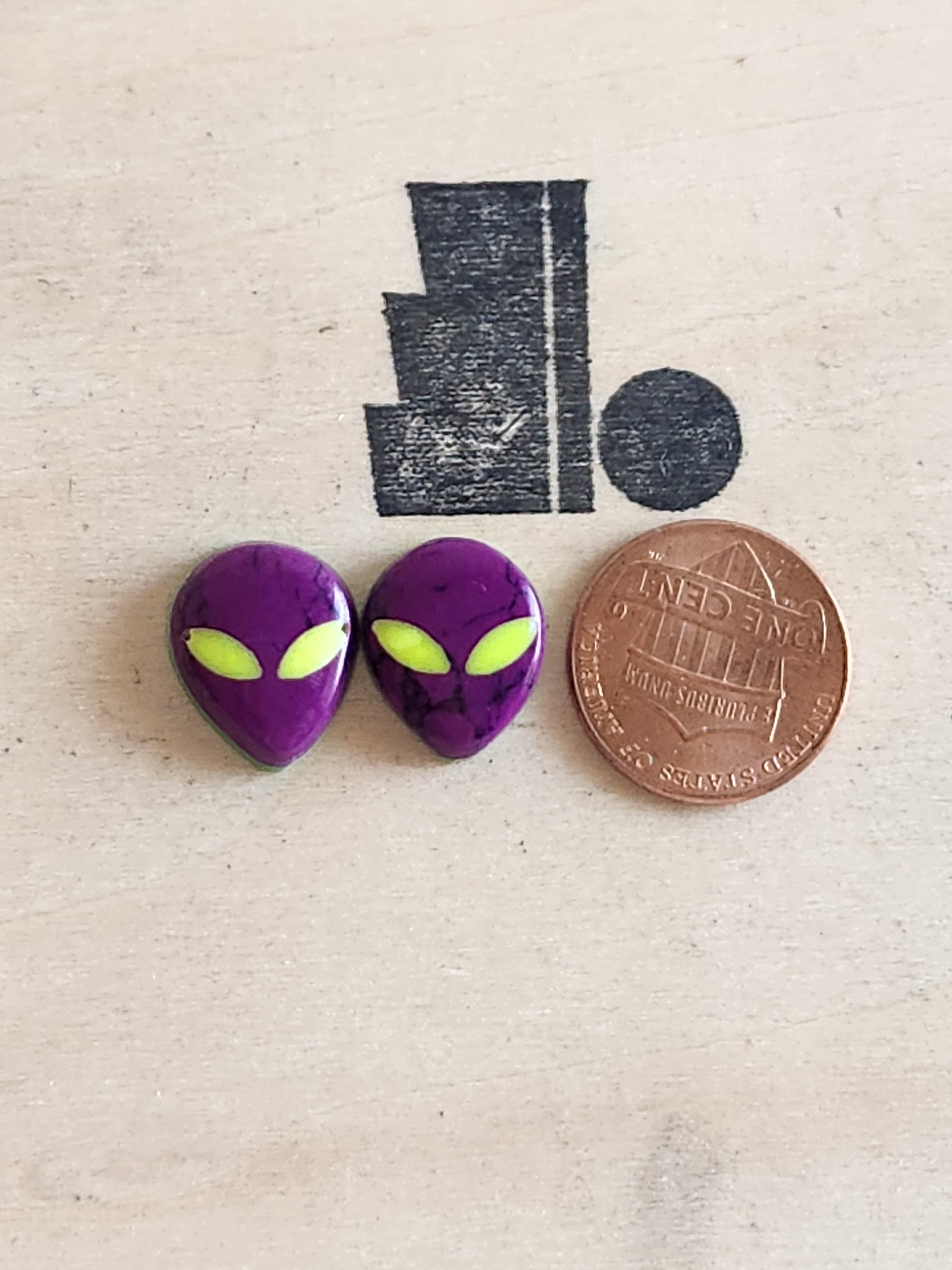 Alien Head Pair Green Eyes- Made to Order